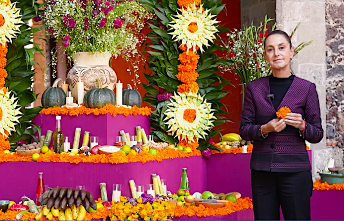 “Ancestras de todas y todos los mexicanos”: Sheinbaum dedica ofrenda de Día de Muertos a mujeres indígenas