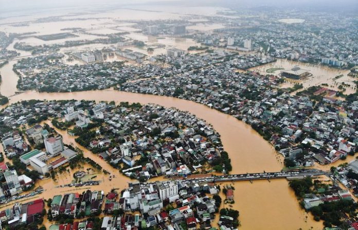 Varias provincias de Vietnam están inundadas: al menos 14 fallecidos y decenas de heridos