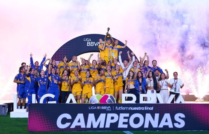 Tigres Femenil cierra el Apertura con otro título histórico en el Universitario