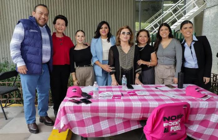 PAN Nuevo León participa con Sociedad Civil México en jornada de recolección de firmas