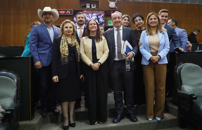 Secretarías de Finanzas, Administración y Contraloría presentan avances en la Glosa del Cuarto Informe