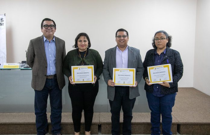 Presentan en la UANL obra sobre la élite política en Nuevo León