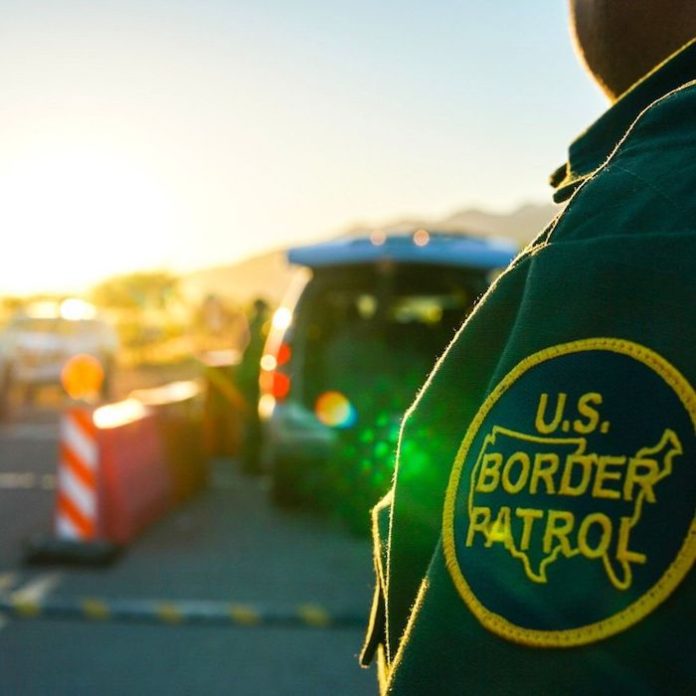 Cae el número de arrestos de migrantes irregulares en México y EU, reportan autoridades