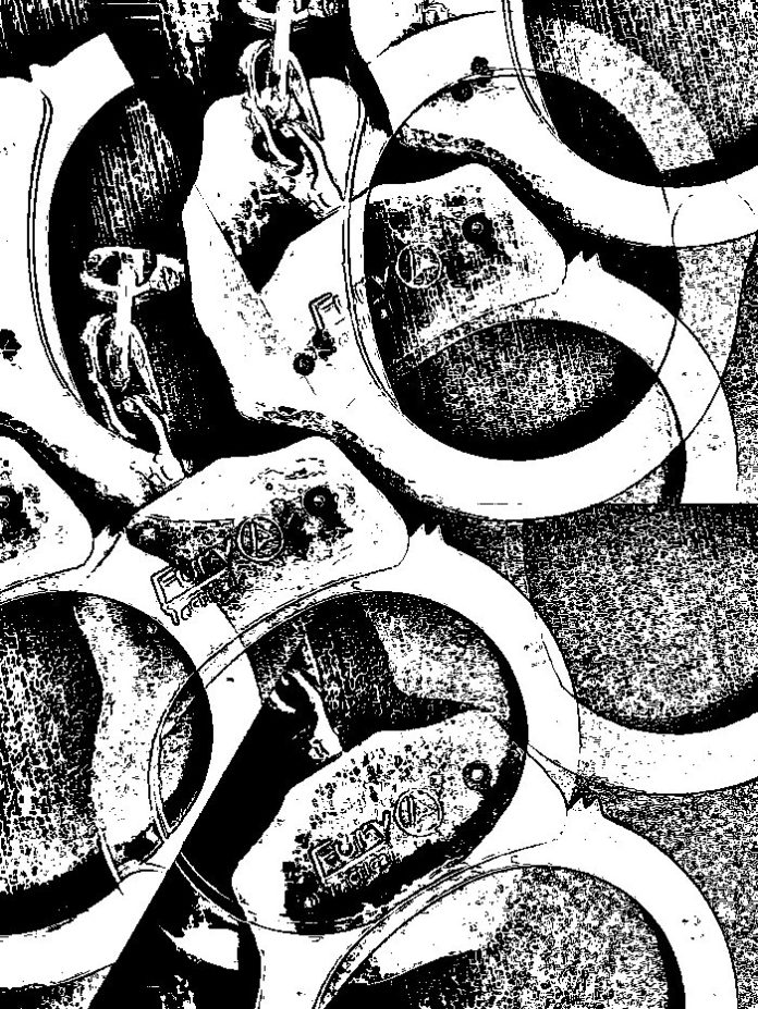 Un arresto rutinario termina en tragedia: investigan muerte de detenido y separan a policías del cargo