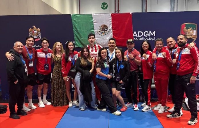 Selección mexicana de kickboxing suma 11 medallas en el Mundial de Abu Dabi