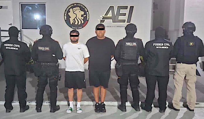 Cae pareja de presuntos narcomenudistas con más de 200 dosis en Monterrey