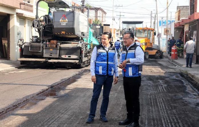 San Nicolás acelera obras de pavimentación aprovechando el descenso de tráfico decembrino