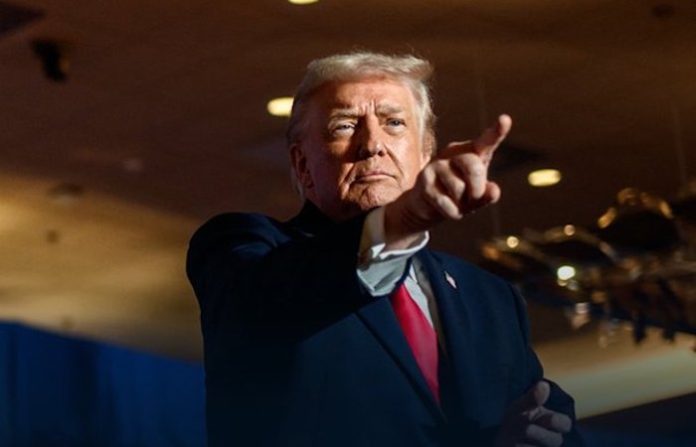 Video: Trump advierte a Petro que “tenga cuidado” y lo acusa de enviar cocaína a EU