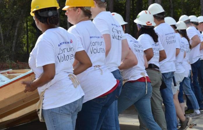 Crece la desigualdad entre las empresas grandes y las pequeñas en EU, según medio