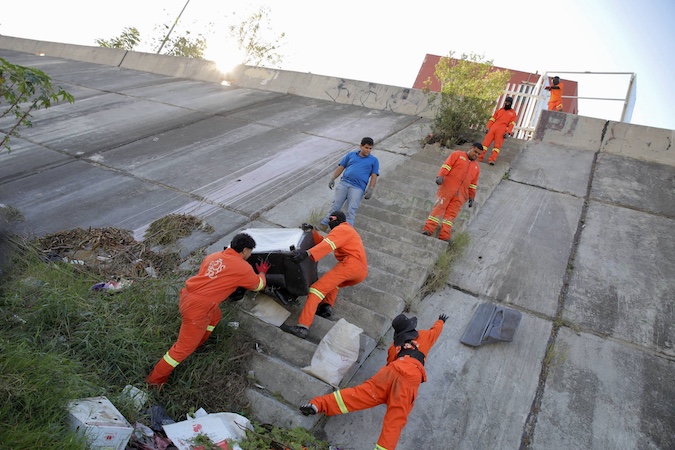 Voluntariado cierra el año con más de 59 toneladas de residuos retirados del Río Santa Catarina