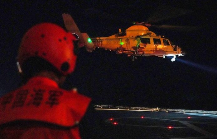 China lanza un ejercicio militar con buques de guerra y aeronaves en el estrecho de Taiwán