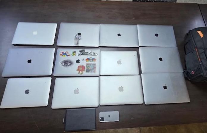 Aseguran en Monterrey 12 laptops robadas gracias a rastreo y apoyo aéreo