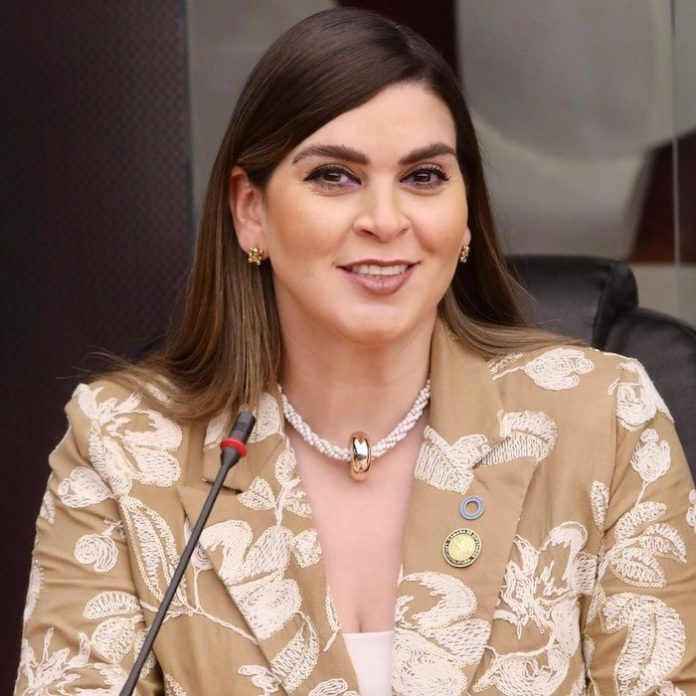 Ana Isabel González impulsa reforma educativa para frenar el bullying y fijar responsabilidades a padres