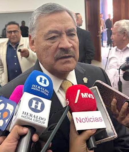 Rector de la UANL apuesta por un 2025 de oro para el deporte universitario y sueña otro título con Tigres
