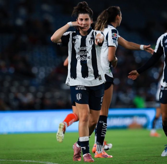 Rayadas desbordan en casa y no sueltan el paso perfecto ante Necaxa