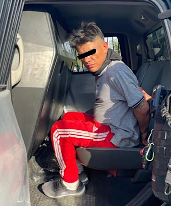 Cae veracruzano armado y con droga en Cumbres