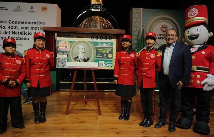 Escobedo hace historia con billete conmemorativo de la Lotería Nacional