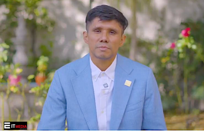 Video: Profesor colombiano acusa golpiza, detención irregular y abandono tras escala en Monterrey