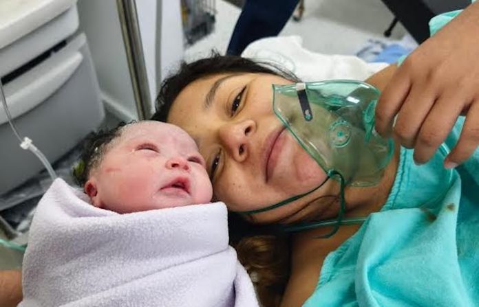 Un nuevo año que comienza con un llanto y un buen augurio en el IMSS