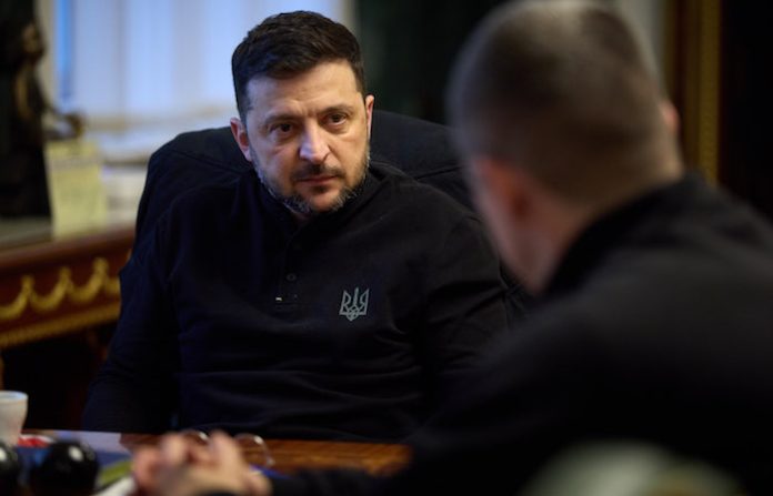 “El usurpador de Kiev” decide vengarse de la población civil ante los éxitos de Rusia en el frente, denuncian desde la Cancillería rusa