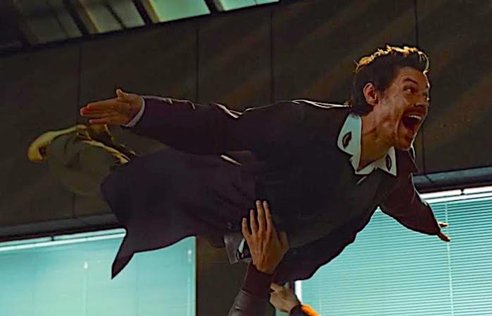 Harry Styles enciende la pista con el nuevo video de “Aperture” y todo el tracklist de su nuevo disco