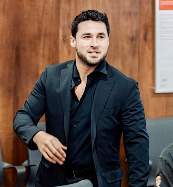 Abre Glen Villarreal espacio de diálogo ciudadano en San Nicolás