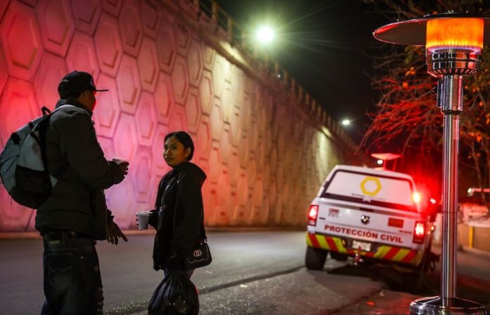 Santiago sale al frío con operativo de emergencia mientras el termómetro cae a un grado