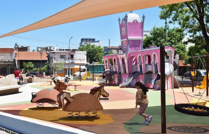 Argentina tiene una fuerte baja en la tasa de natalidad: ¿qué puede esperar hacia 2030?