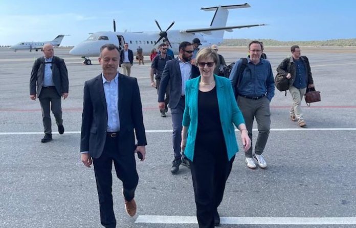 Llega a Venezuela Laura Dogu, la nueva jefa de la misión diplomática de EU