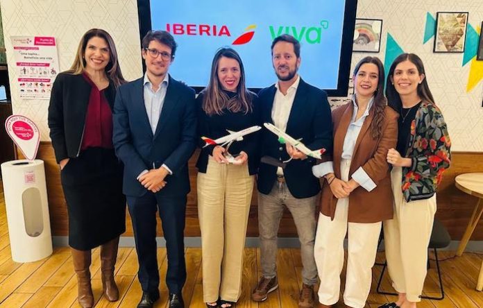 Viva presume músculo en FITUR y acelera su expansión rumbo al Mundial 2026