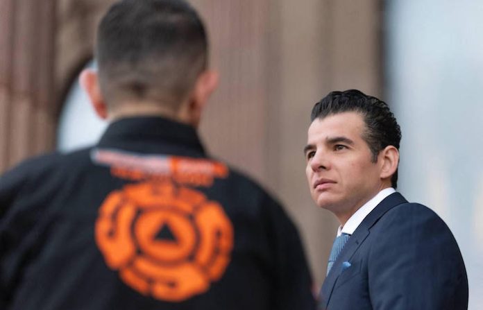 Miguel Flores exhorta a prevenir incendios forestales tras siniestro en García