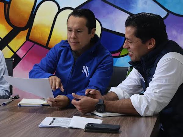 AyD y San Nicolás acuerdan plan para atender fugas de drenaje sanitario