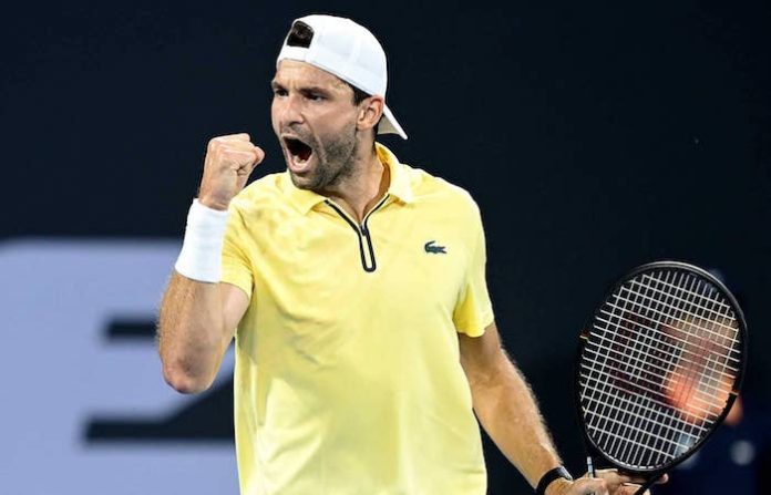 ¡Vuelve en forma! Dimitrov resiste a Carreño Busta en Brisbane