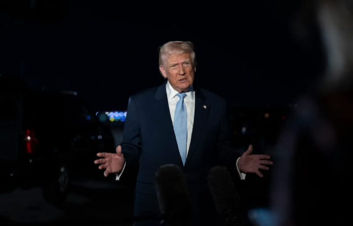 Trump afirma que la única forma de presionar más a Cuba sería “ir y destruir el lugar”