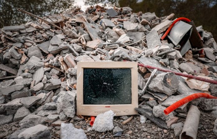 Cero tolerancia en Santiago contra tiraderos clandestinos de escombro