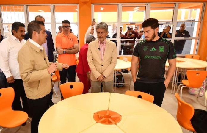 Pesquería estrena secundaria de nueva generación con enfoque tecnológico y espacios incluyentes