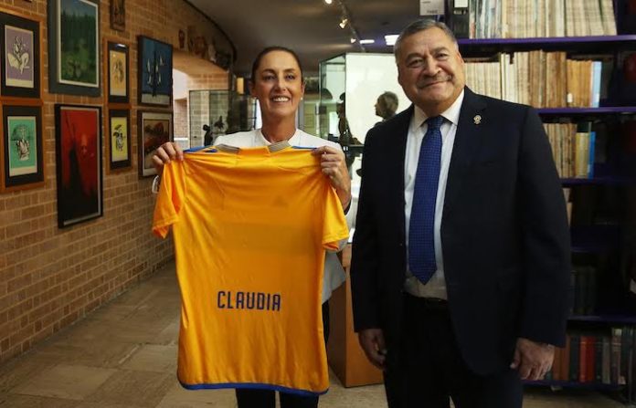 La UANL se sube al proyecto del bachillerato nacional