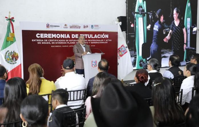 Escobedo impulsa seguridad metropolitana con graduación conjunta de policías