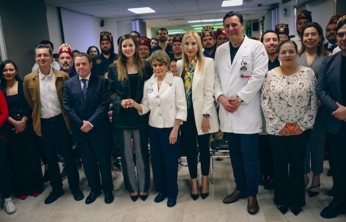 Mariana Rodríguez Cantú encabeza atención médica y emocional para menores quemados