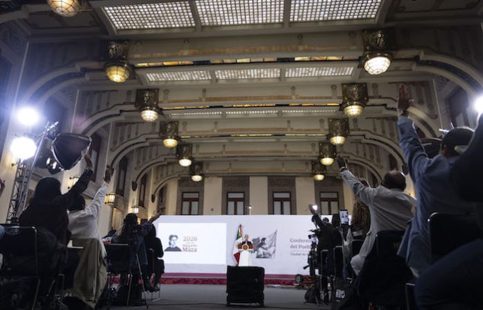 Reforma electoral de Sheinbaum buscará reducir gasto y financiamiento a partidos