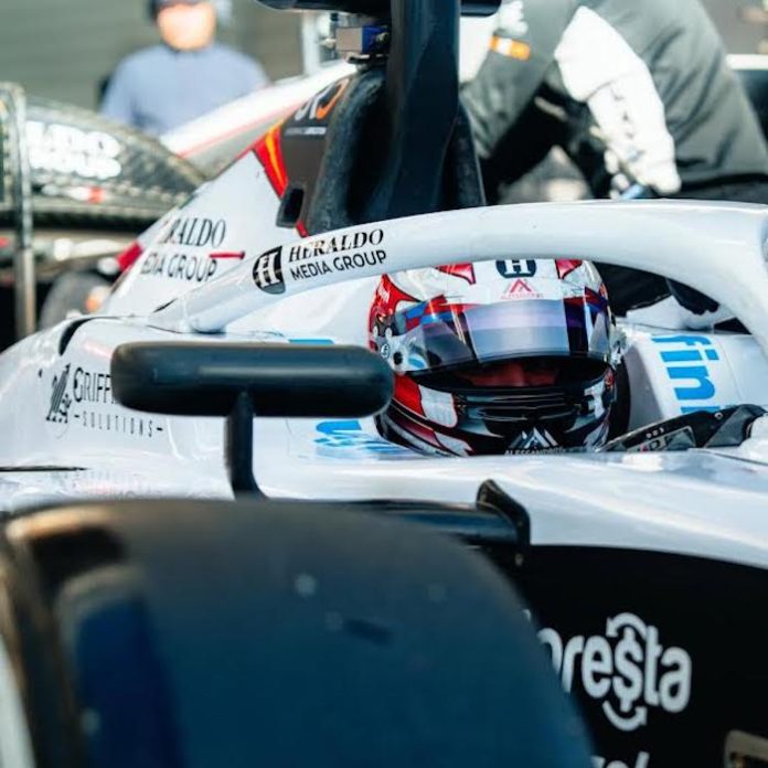 Noel León destaca en Barcelona y se declara listo para el arranque de la Fórmula 2