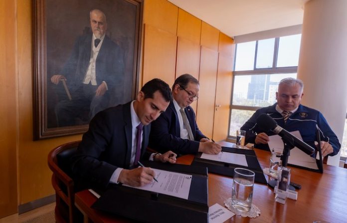 Firman CONADE y UNAM convenio que busca profesionalizar el deporte y transformar vidas desde el ámbito académico
