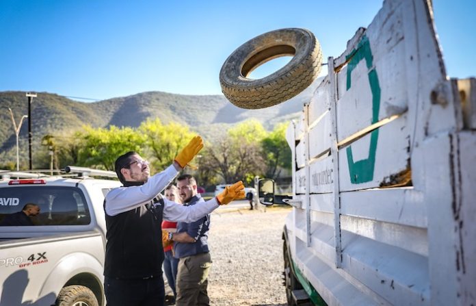 Santiago impulsa reciclaje de neumáticos para reducir contaminación ambiental