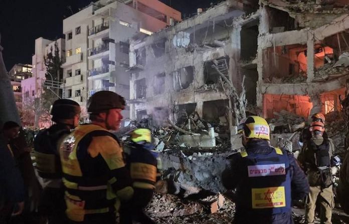 Video: Misiles iraníes impactan en Tel Aviv