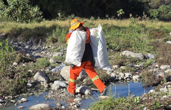 Voluntariado retira más de 66 toneladas de basura del Río Santa Catarina