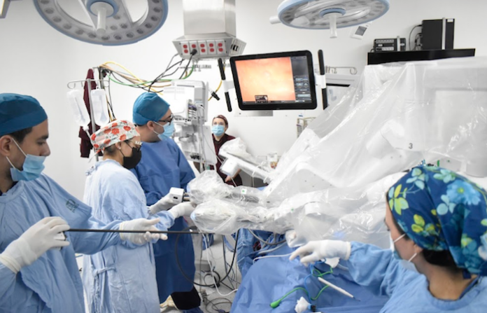 UMAE 25 del IMSS consolida la cirugía robótica como referente en el norte del país