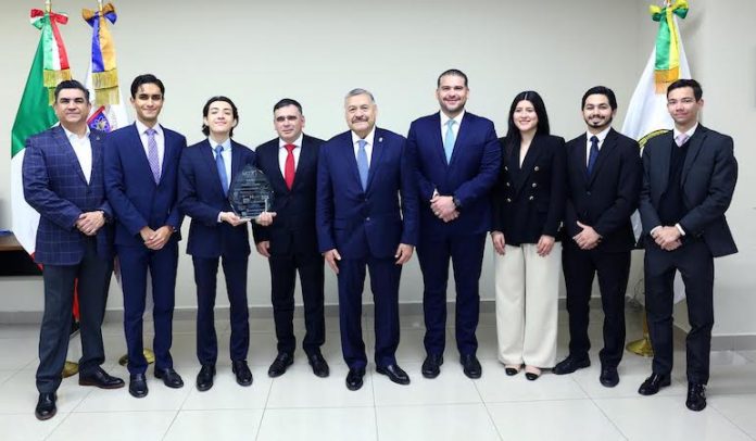 La UANL se impone en el Moot México y coloca a Nuevo León en la cima del arbitraje universitario