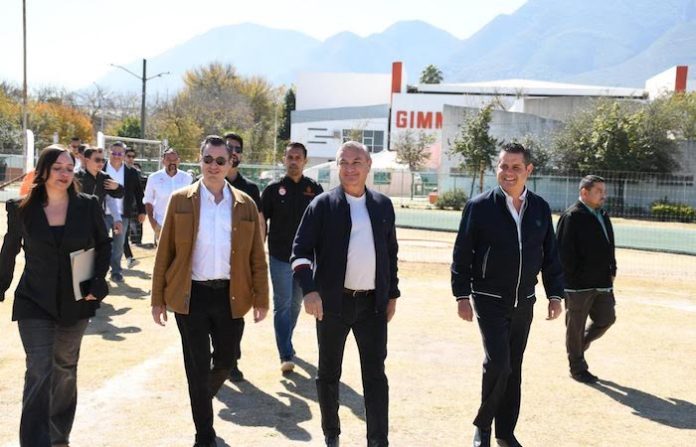 Inicia Fábrica de Escuelas construcción de cancha deportiva en Guadalupe