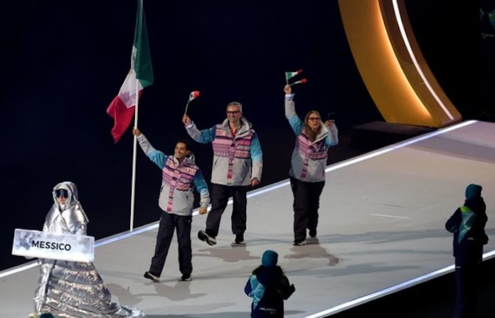 Delegación mexicana desfila en histórica ceremonia inaugural de Milano Cortina 2026