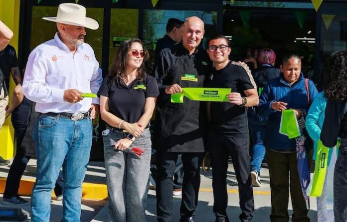 Félix Arratia impulsa inversión en Juárez con apertura de nueva tienda Mi Súper Dollar General